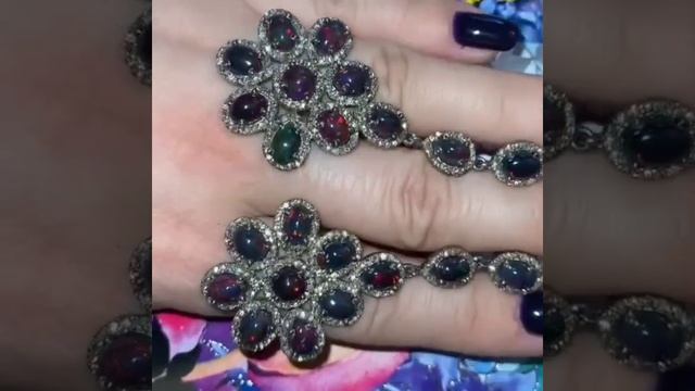 Черные опалы в алмазах.цена 30.000р смотреть онлайн