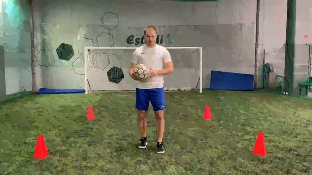 Двухоборотные элементы фристайла. Арсений Клементьев | Футбольный фристайл смотреть онлайн