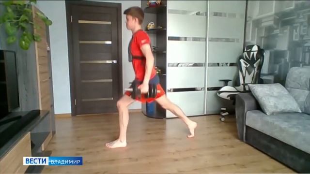Легкоатлеты показали как тренироваться дома смотреть онлайн