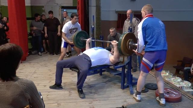 Жим лежа 160 кг. Мои первые соревнования. смотреть онлайн