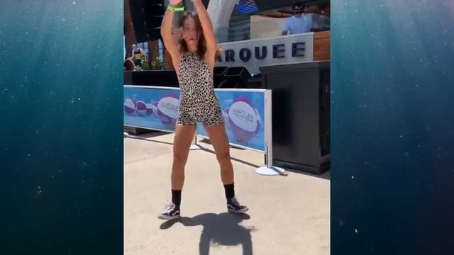 Danc Gerl 2.08 Coco Jambo