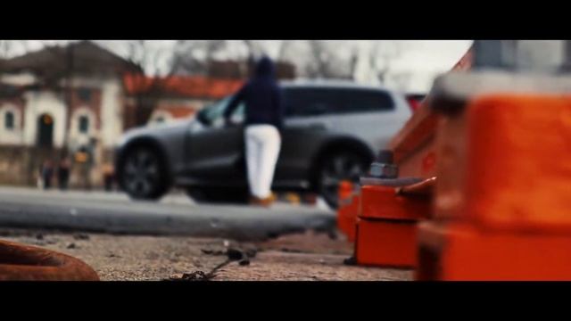Volvo V90 and V60 Cross Country смотреть онлайн