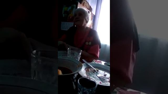Бабушка 90 лет красиво поёт смотреть онлайн