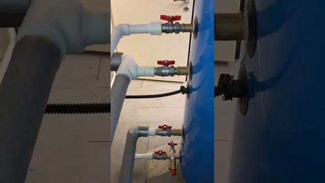 Монтаж двух водонагревателей Buderus Logalux SU 300/5 на 300 литров смотреть онлайн