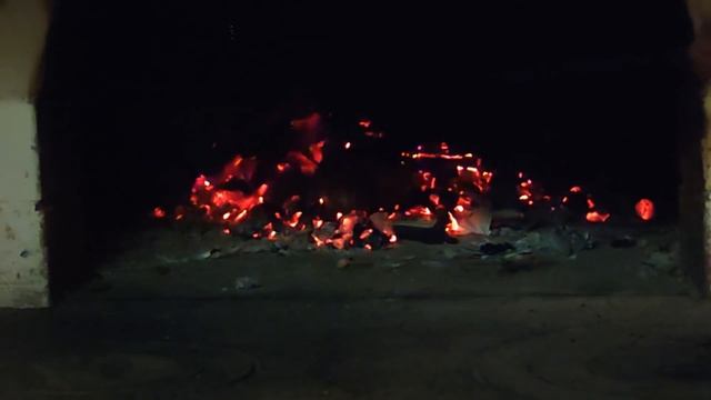 ПЕЧЕНАЯ в золе КАРТОШКА, как в ДЕТСТВЕ \ Русская печь \ Релакс \ Огонь в печи смотреть онлайн