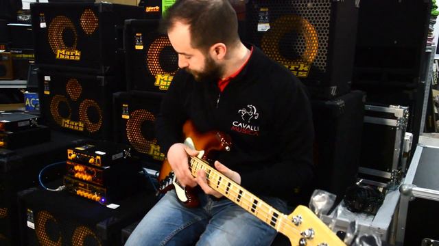 Fender American Elite Jazz Bass + Mark Bass Little bass tube 800 смотреть онлайн