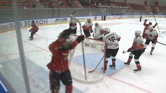 Как «ИСПОРТИТЬ» день партнёру по команде?! смотреть онлайн