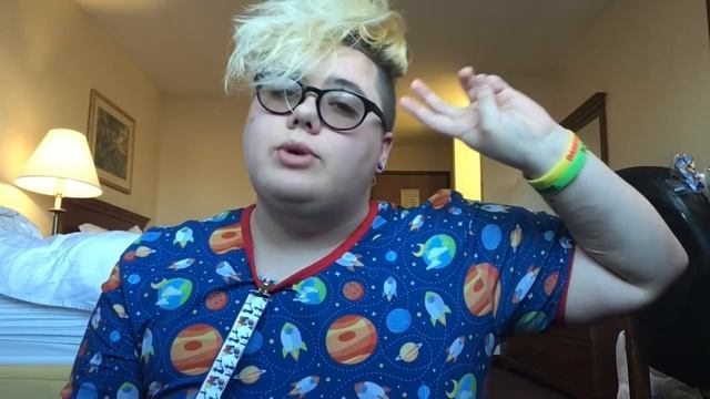 ☆ THINGS TO DO IN LITTLE SPACE ☆ смотреть онлайн