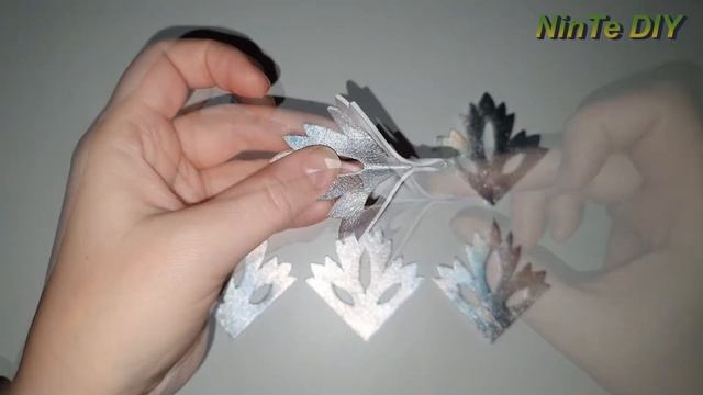 DIY Amazing snowflake Christmas ornaments / Идеи снежинок из фоамирана / Ёлочные игрушки / NinTe DI смотреть онлайн