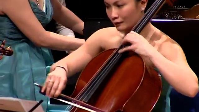 'Astoria' -Doug de Vries/ Yesse Trio смотреть онлайн