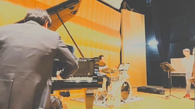 Softly, as in a Morning Sunrise (amateur cover) смотреть онлайн