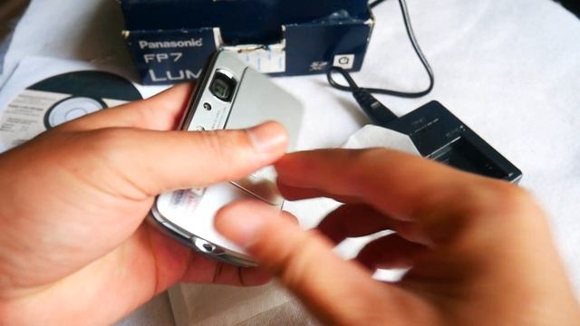 Máy ảnh mới 100% Panasonic FP7 Giá 900k đủ phụ kiện смотреть онлайн