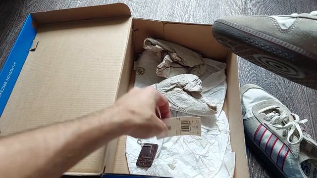adidas Spezial Hulton смотреть онлайн