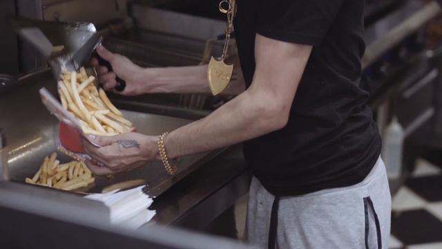 London, I by Suli Breaks Trailer смотреть онлайн