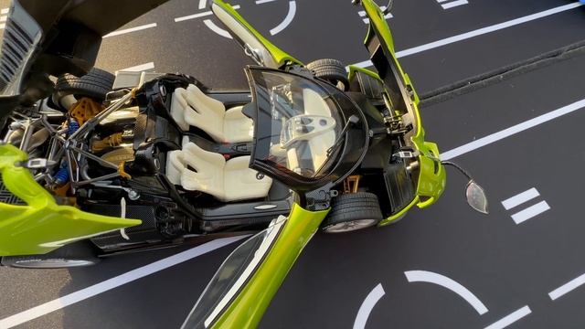 1:18 Pagani Huayra Roadster by AUTOart [Unboxing] смотреть онлайн