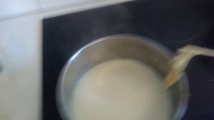 Making a yuba (tofu skin, соевая спаржа)