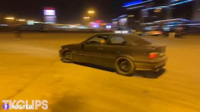 Топ клипы с Twitch | Подарок бывшему, Дрифт от Бустера, похождения по помойкам с Муханджаном смотреть онлайн