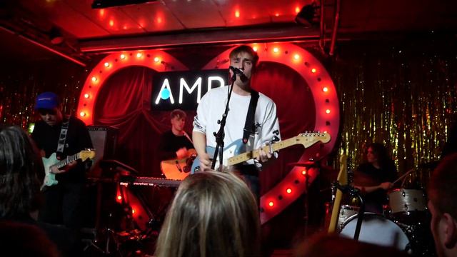 Sam Fender | All Is On My Side - AMP Bethnal Green - 27th March 2019 смотреть онлайн