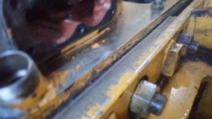 Как снять и установить сервомеханизм управления на бульдозере,, 129,,