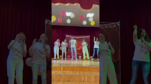 Песня-подарок от родителей,для выпускников 9Б класса СШ7,г.Сочи