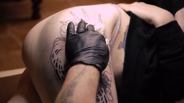 Chewie Sakura Interview + Tattoo Timelapse смотреть онлайн