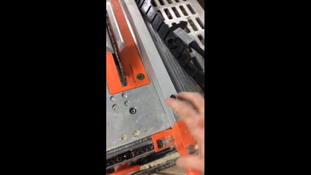 Обзор распиловочного стола Dnipro-M TS-255 ST смотреть онлайн