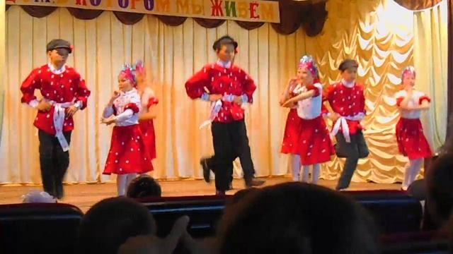 танец учеников 4 класс!!!) смотреть онлайн