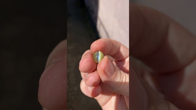 Как выглядит камень «кошачий глаз» и как отличить подделку смотреть онлайн