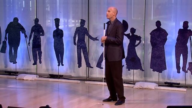 Chris Downey: Design with the blind in mind смотреть онлайн