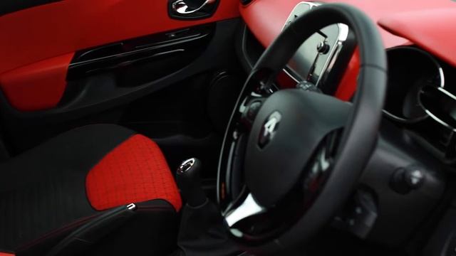 YE13UXN - Renault Clio 1.5 Dci 90 Dynamique S Medianav Energy 5dr смотреть онлайн