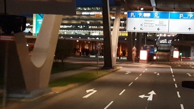 cologne airport смотреть онлайн