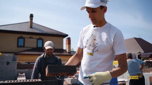 #6 “босс” в подсобниках. Кладка облицованного кирпича. Баварская Кладка. смотреть онлайн