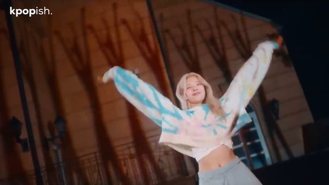 Korean Netizens React To Claims That ITZY Is “Better” As 4 Members смотреть онлайн