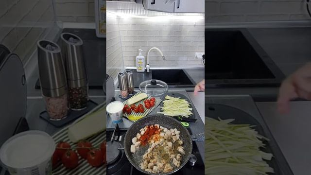 Готовить на сковороде VARI - сплошное удовольствие! смотреть онлайн