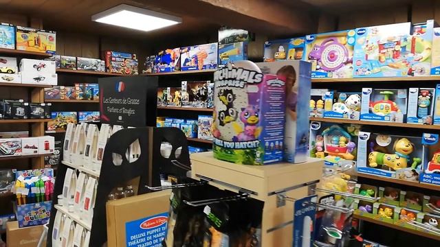 Pacy Bazar boutique de jouet par Jean-Yves Courtois à Pacy sur Eure смотреть онлайн