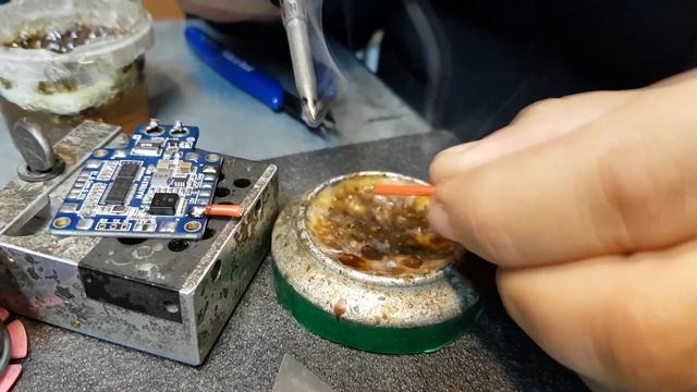 ЖИР!!! В смысле Жир Паяльный Нейтральный. смотреть онлайн