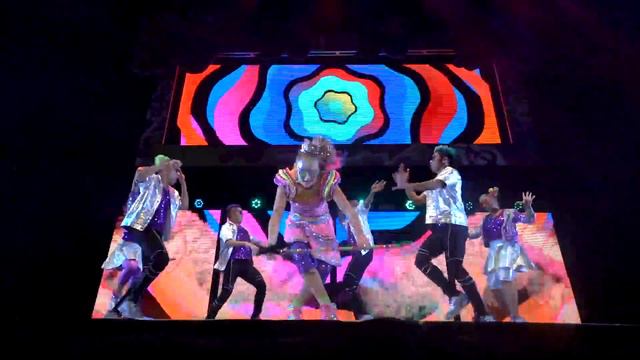 JoJo Siwa “HOLD THE DRAMA” (D.R.E.A.M. The Tour)