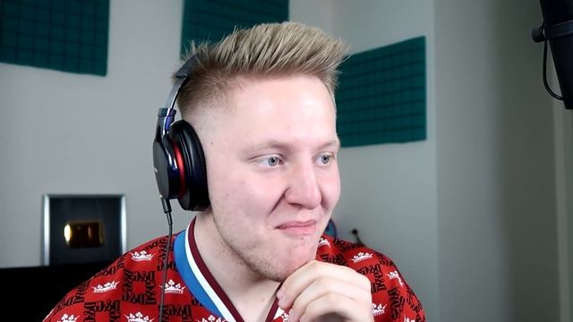 НАШЛИ *БАГ* И СЕКРЕТНЫЙ ГОРОД В МЭД СИТИ! | Roblox смотреть онлайн