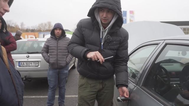 Устроили СВОЙ АВТОРЫНОК ЖИВЫХ АВТО. На примере Skoda Octavia. смотреть онлайн