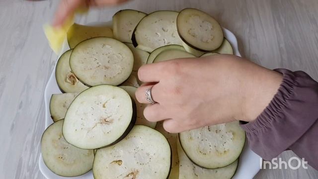 Для любителей Баклажанов этот салат.Хуриш дар 5 дакика (боимчон) смотреть онлайн