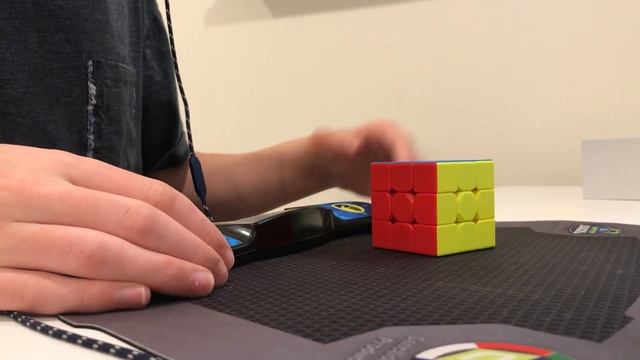 When you change cross colour in the middle of a solve смотреть онлайн