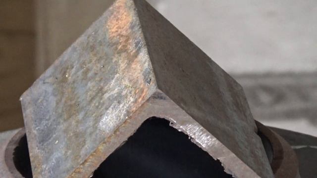 Как резать уголок резаком.mp4 смотреть онлайн