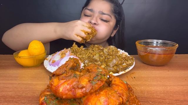 SPICY EGG GHEE ROAST CURRY ? SPICY CHICKEN KALEJI (LIVER) CURRY AND SPICY PRAWNS ? CURRY WITH RICE