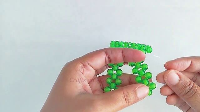 DIY How to make beaded letters / Alphabet R / Beaded keychain смотреть онлайн