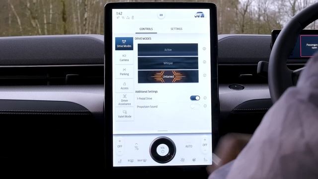 Ford Mustang Mach-E SUV 2021 technology review - Tomi’s Tech Download / Electrifying смотреть онлайн