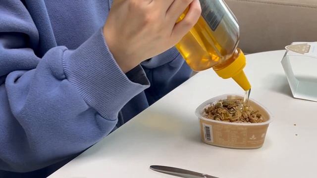 칼쓰지 않고 요리하는 브이로그｜밀키트 성애자｜컬리없이 못살아｜다이소 구슬아트｜1일 1카페(ENG/JPN) смотреть онлайн