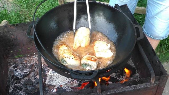 Самое СОЧНОЕ куриное филе от которого гости будут в ШОКЕ. Получается вкуснее ШАШЛЫКА. смотреть онлайн