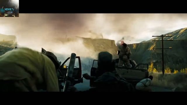 Стрелок марк уолберг США боевик сцена напарника