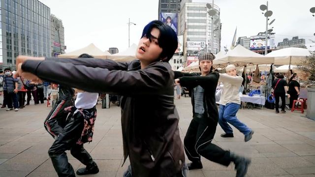 [KPOP IN PUBLIC | ONE TAKE] KAI - ROVER | DANCE COVER BY PAZZOL FROM TAIWAN смотреть онлайн