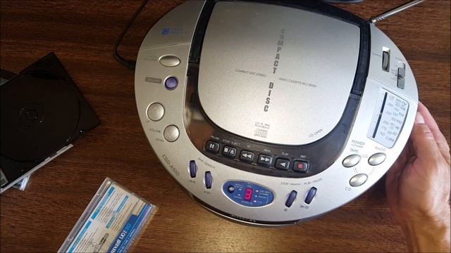 Обзор магнитолы Aiwa CSD-A510K смотреть онлайн